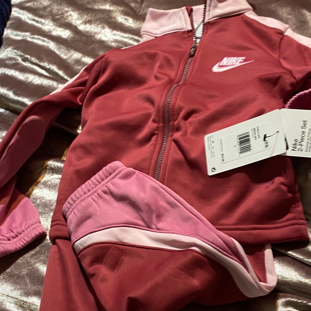 Nike color block lavender and Pink Athletic Set